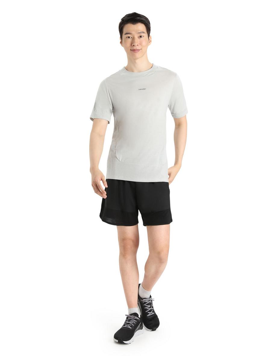 Men's Icebreaker ZoneKnit™ Merino Shorts Black | CA 1837FDNM